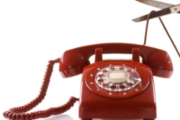 Telecom isola per un mese i cittadini di Galliera: Federconsumatori coinvolge l'AGCOM