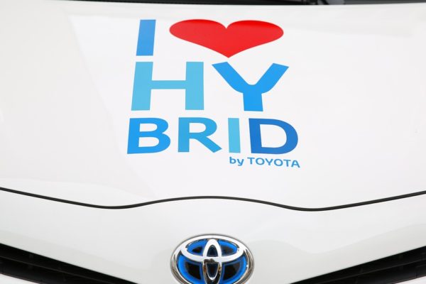 Auto ibride: dal 15 maggio a Bologna cambiano le regole